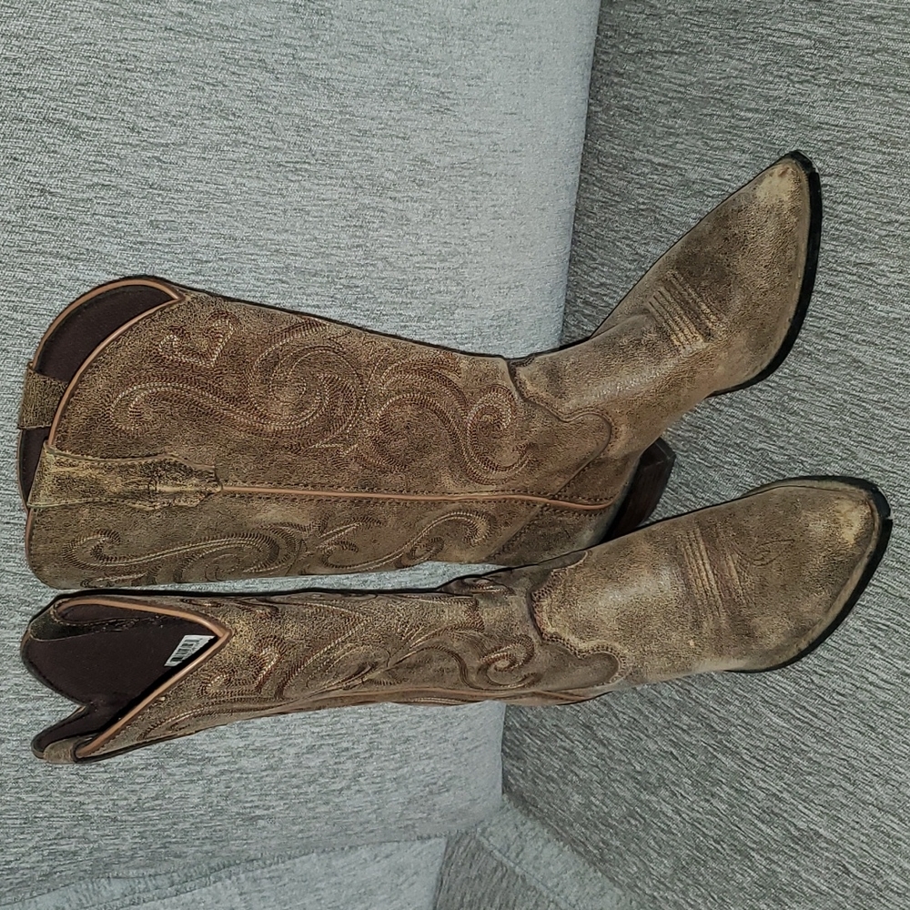 Durango Snip Toe Boots